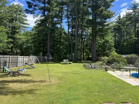 87 Chestnut Hill Road Rochester NH 03867