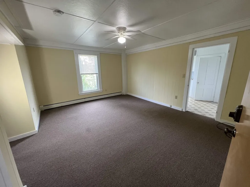 1092 Nh Route 175 Campton NH 03223