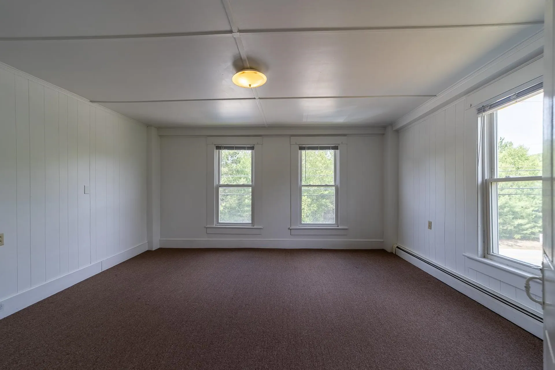 1092 Nh Route 175 Campton NH 03223