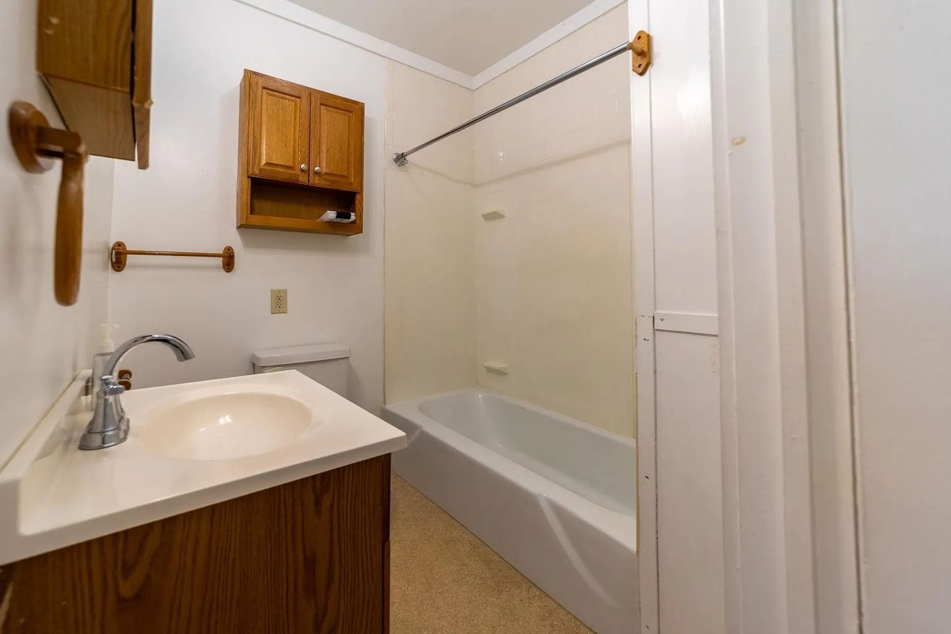 1092 Nh Route 175 Campton NH 03223