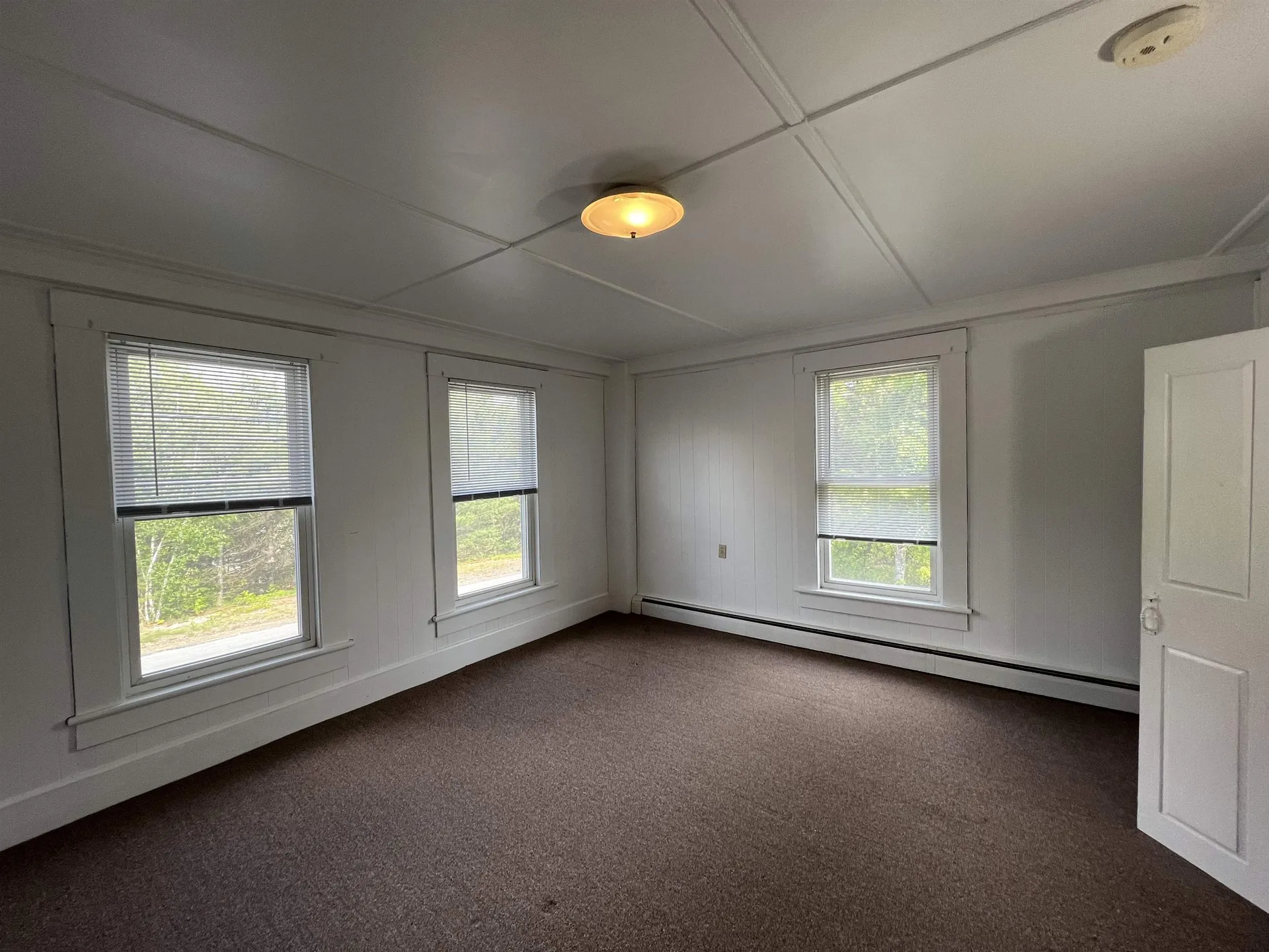 1092 Nh Route 175 Campton NH 03223