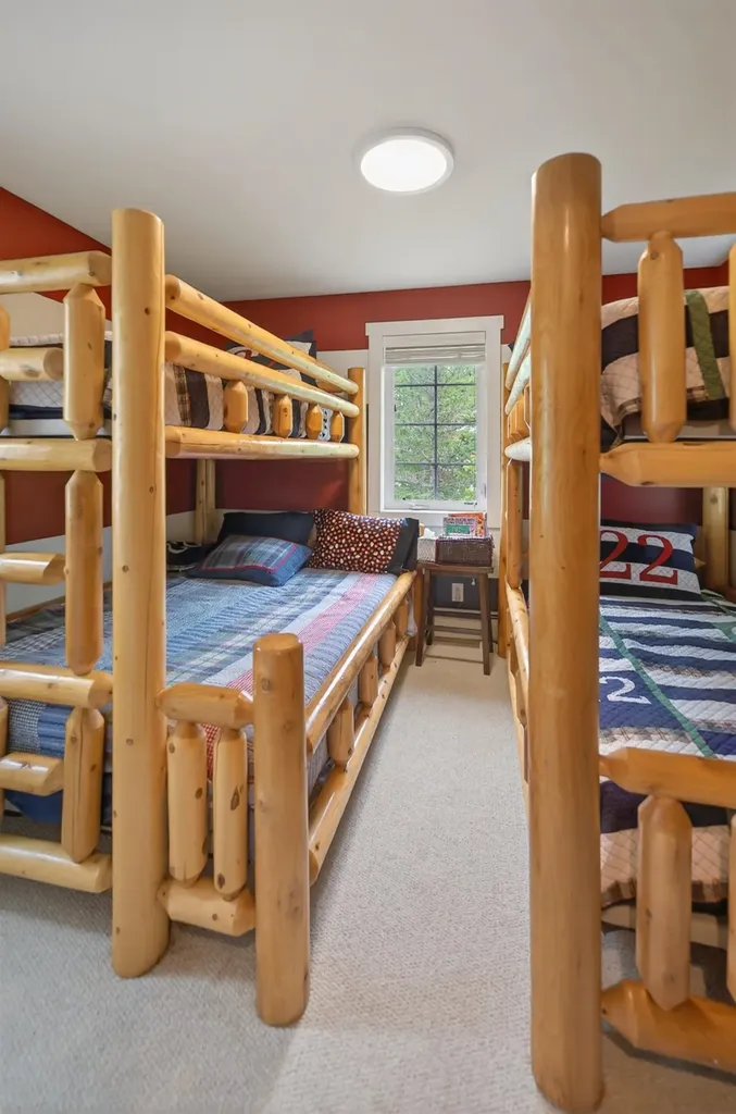 29A Kingswood Road Dover VT 05356