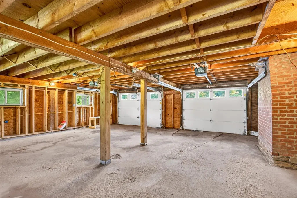 76 E Orange Road Topsham VT 05086
