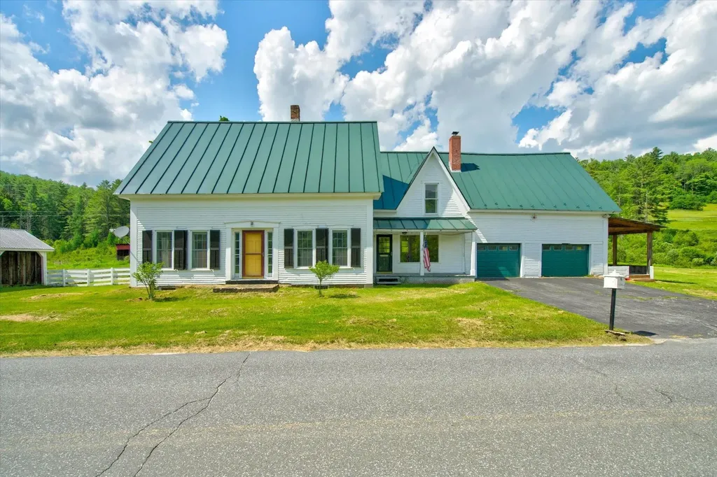 76 E Orange Road Topsham VT 05086