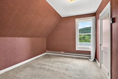 76 E Orange Road Topsham VT 05086