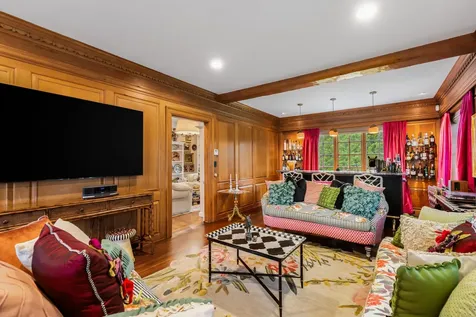 12 Willow Avenue North Hampton NH 03862