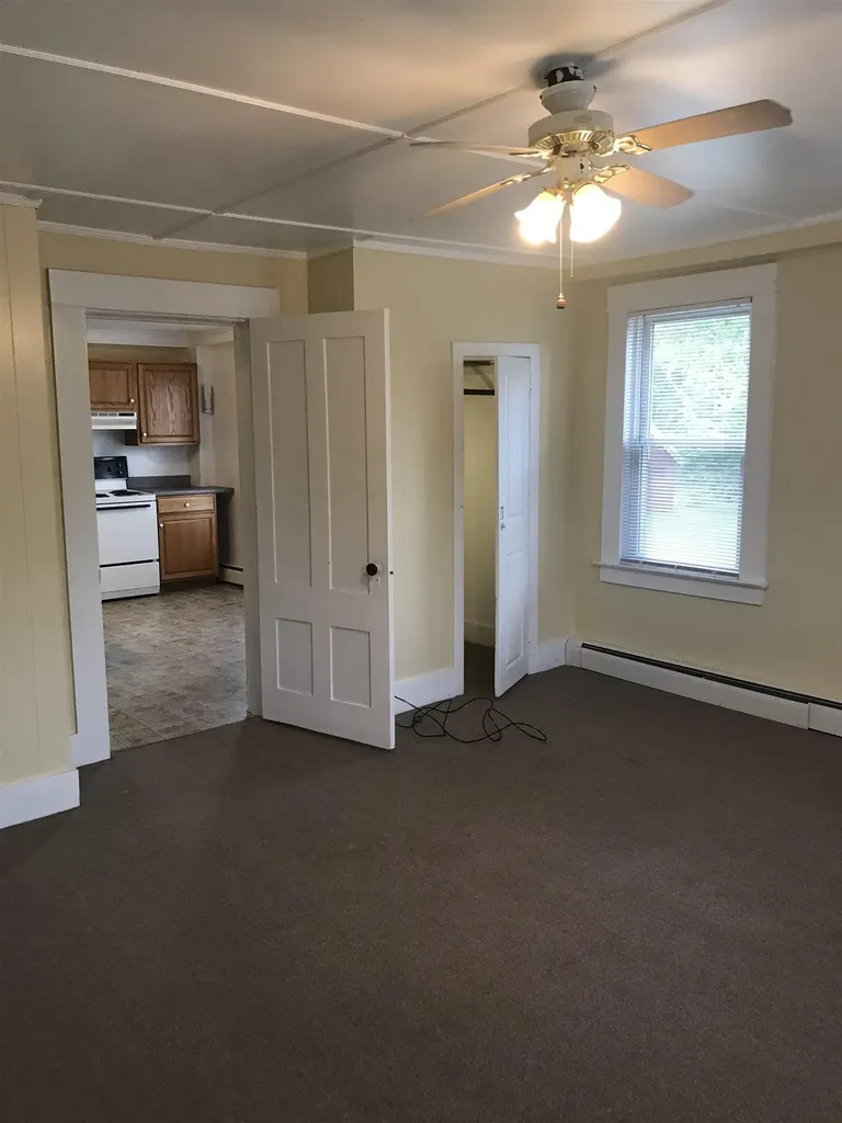 1092 Nh Route 175 Campton NH 03223