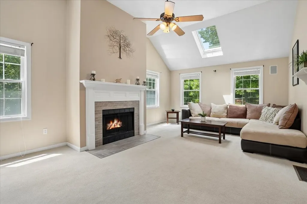 56 Patriot Road Tyngsborough MA 01879