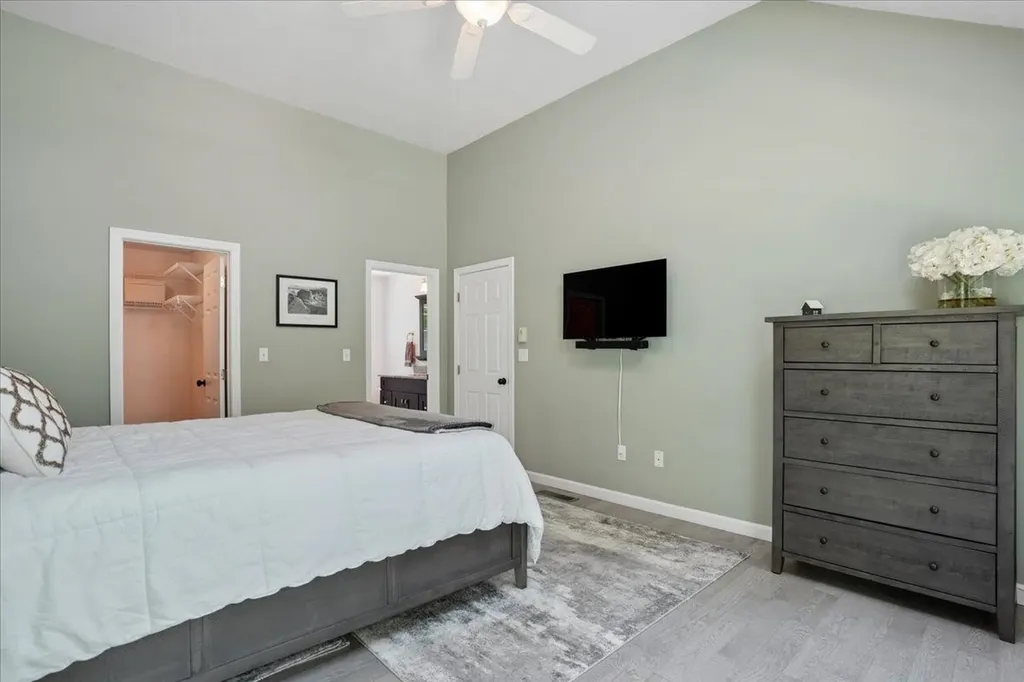 56 Patriot Road Tyngsborough MA 01879