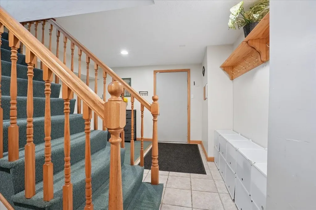 56 Patriot Road Tyngsborough MA 01879