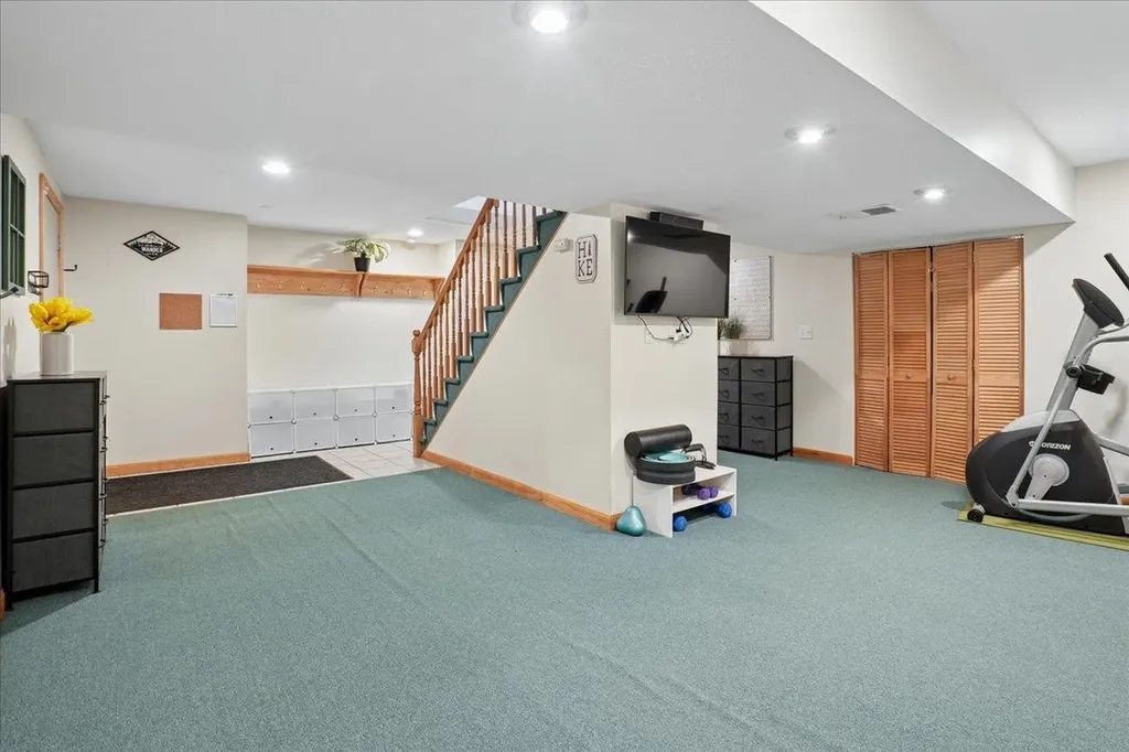 56 Patriot Road Tyngsborough MA 01879