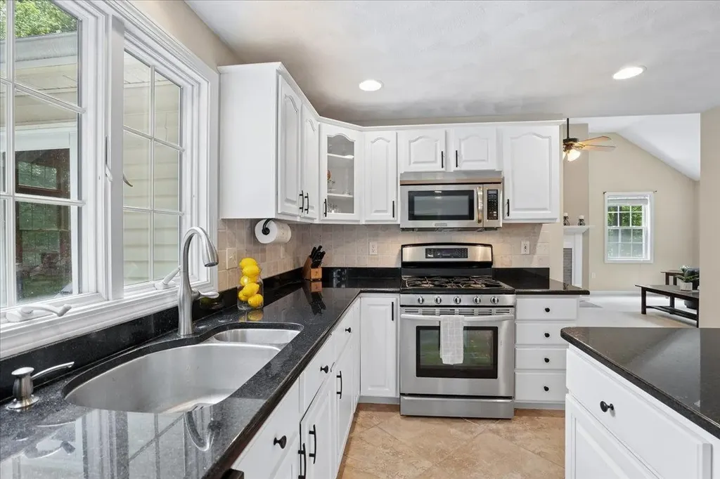 56 Patriot Road Tyngsborough MA 01879