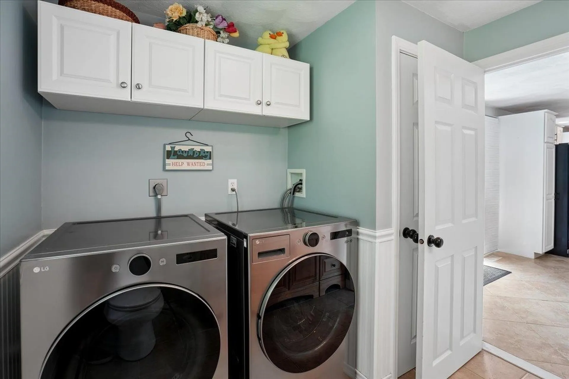 56 Patriot Road Tyngsborough MA 01879