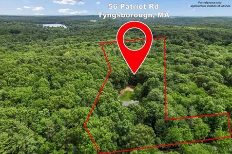 56 Patriot Road Tyngsborough MA 01879