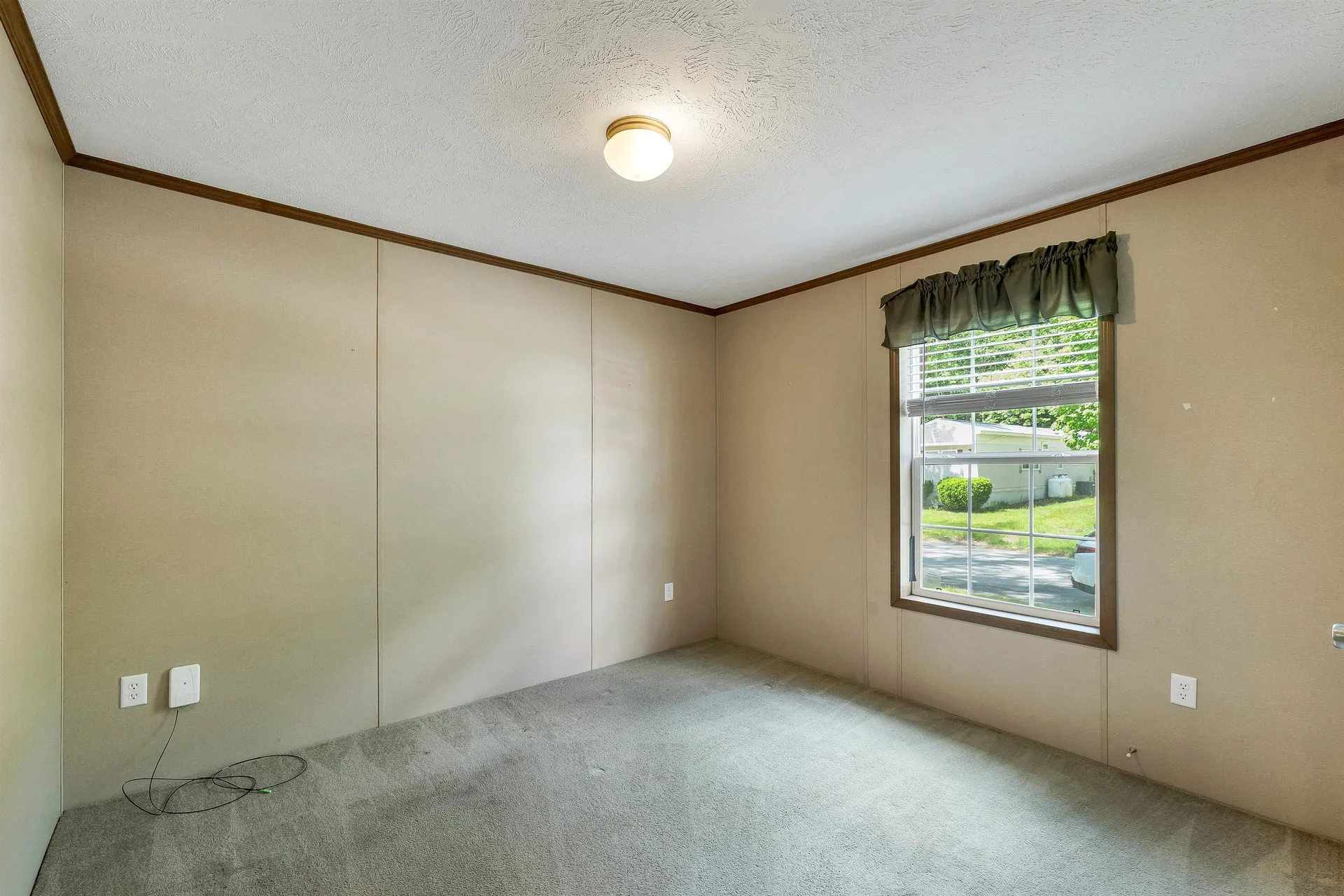 68 Barberry Lane Raymond NH 03077