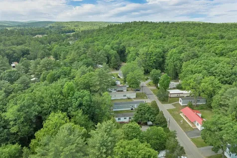 68 Barberry Lane Raymond NH 03077
