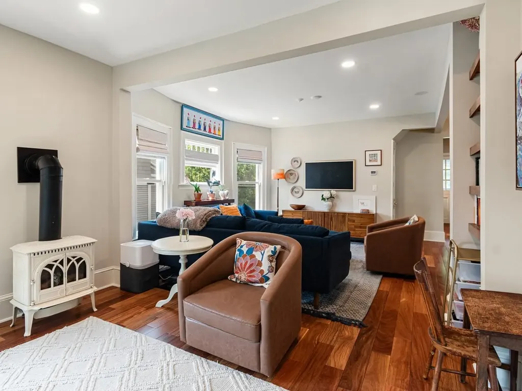 54 Bayview Street Burlington VT 05401