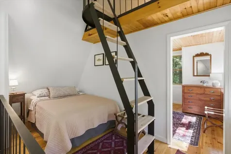 1100 Hougtonville Road Grafton VT 05146