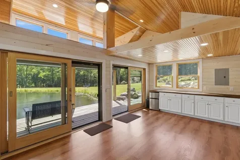 1100 Hougtonville Road Grafton VT 05146