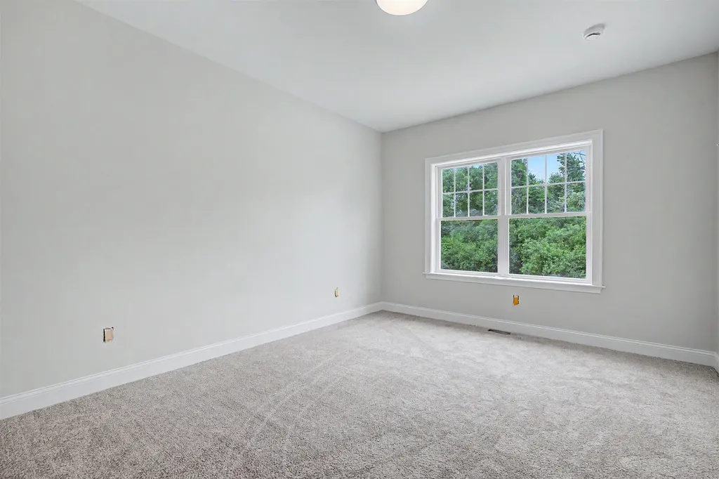 131 Merrimack Street Hooksett NH 03106