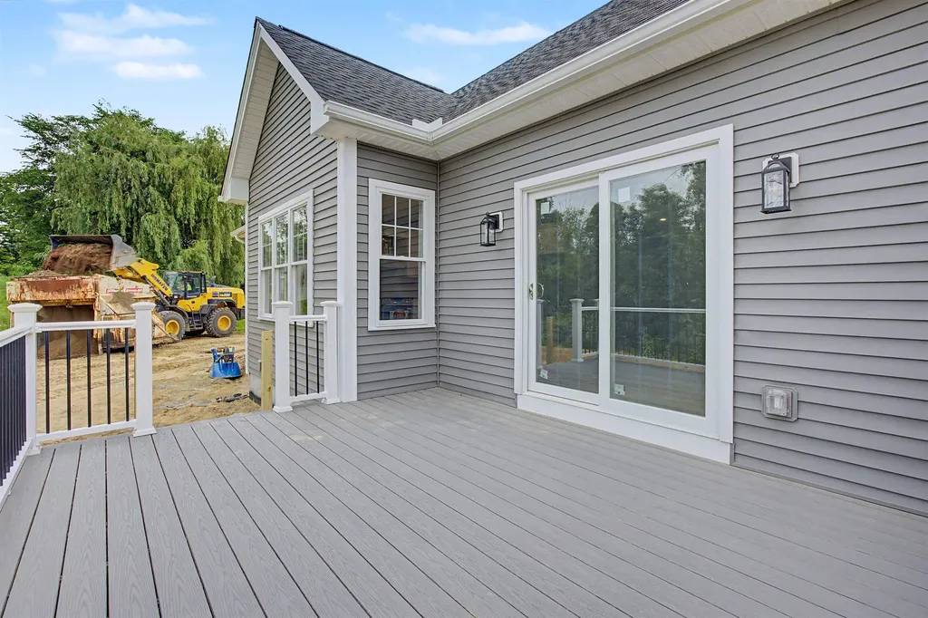131 Merrimack Street Hooksett NH 03106