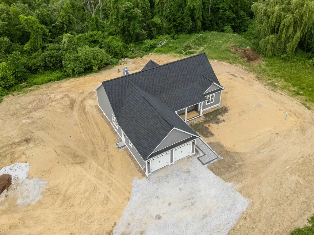 131 Merrimack Street Hooksett NH 03106