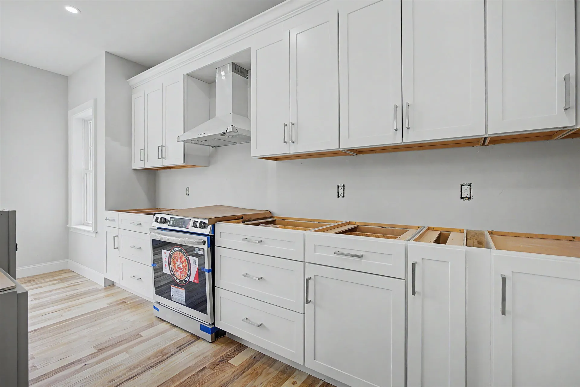131 Merrimack Street Hooksett NH 03106