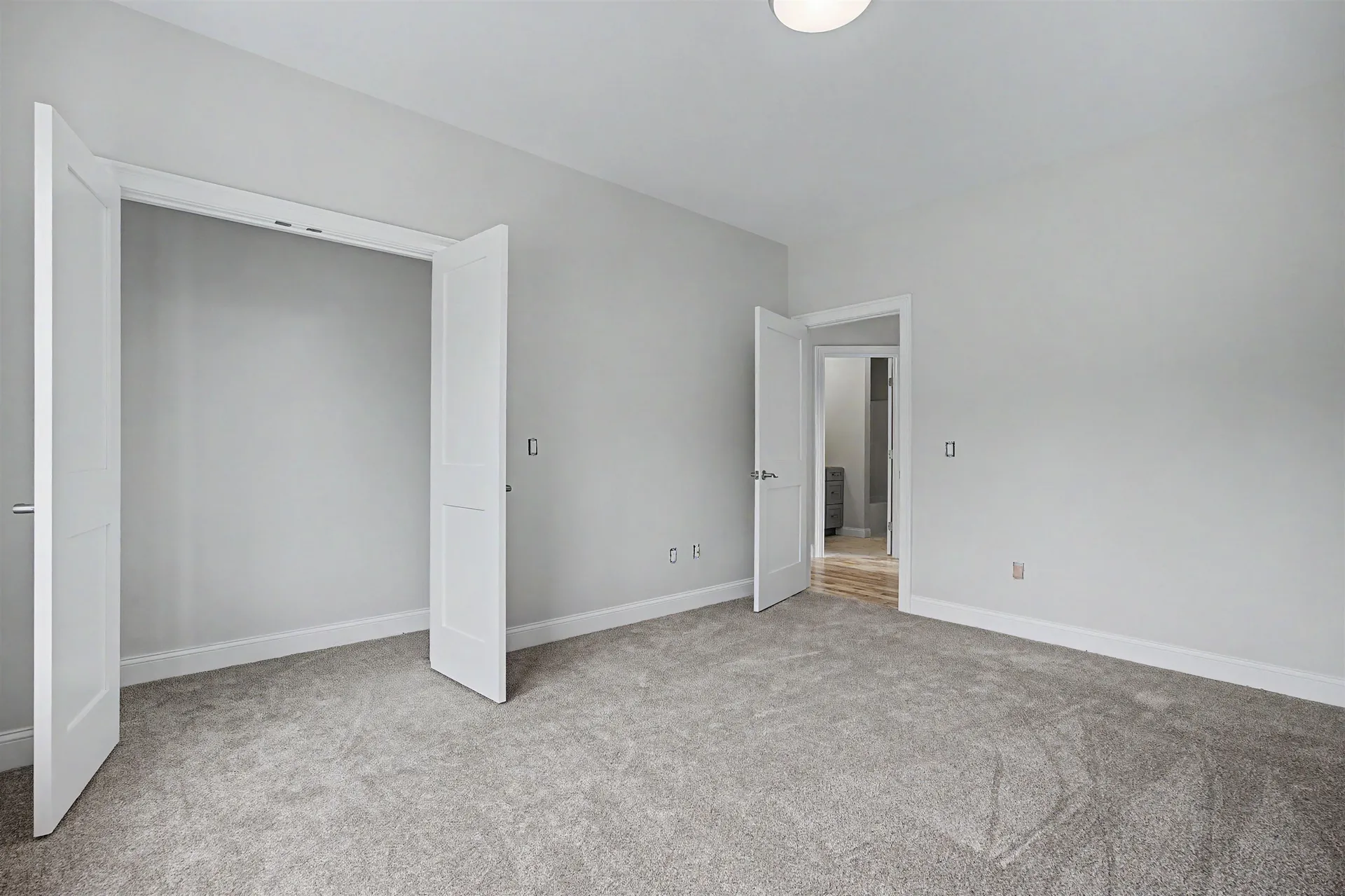 131 Merrimack Street Hooksett NH 03106