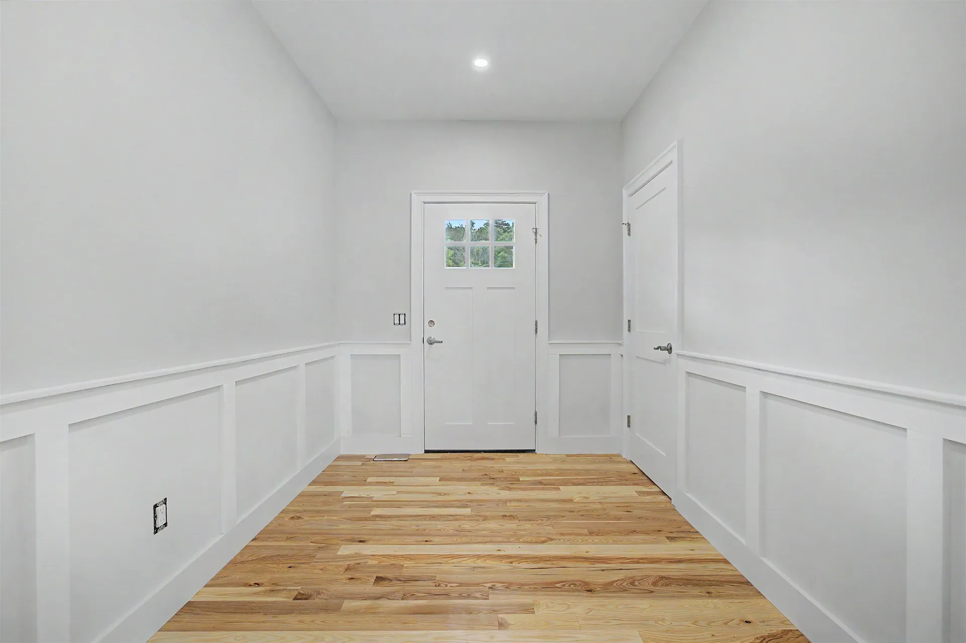 131 Merrimack Street Hooksett NH 03106