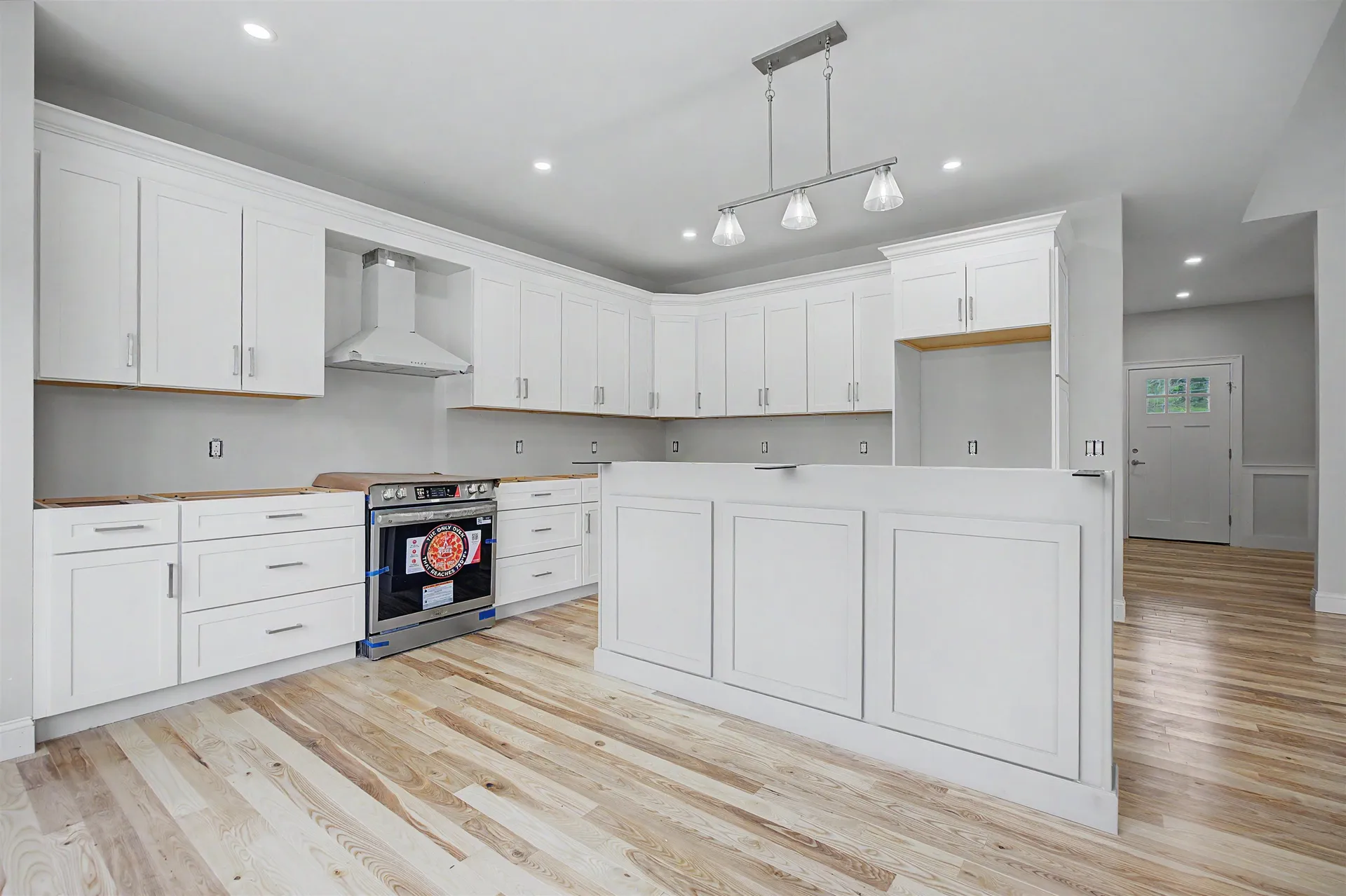 131 Merrimack Street Hooksett NH 03106