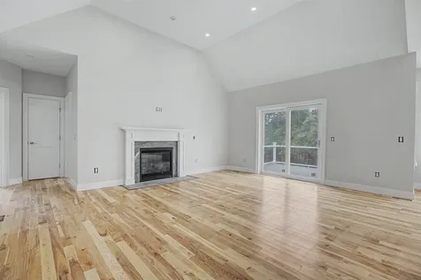 131 Merrimack Street Hooksett NH 03106