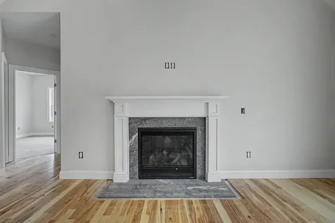 131 Merrimack Street Hooksett NH 03106
