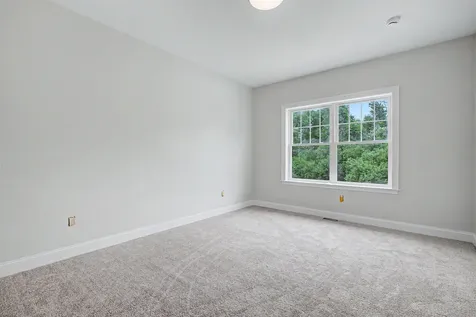 131 Merrimack Street Hooksett NH 03106