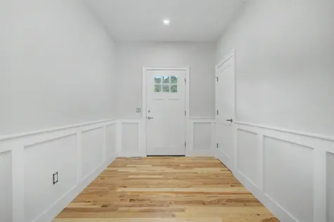 131 Merrimack Street Hooksett NH 03106