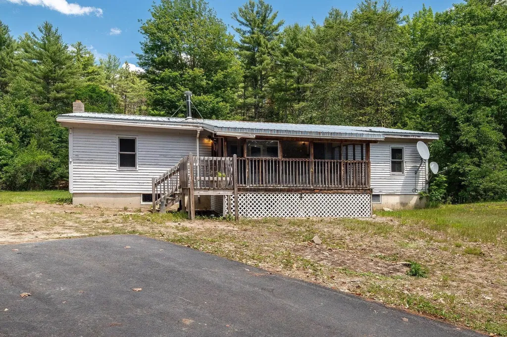 99 Pine Ridge Road Middleton NH 03887