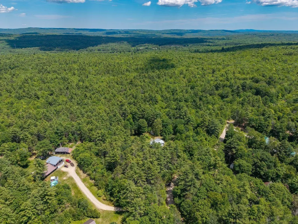 99 Pine Ridge Road Middleton NH 03887