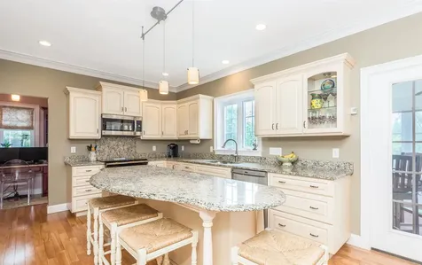 194 Spinney Road Portsmouth NH 03801