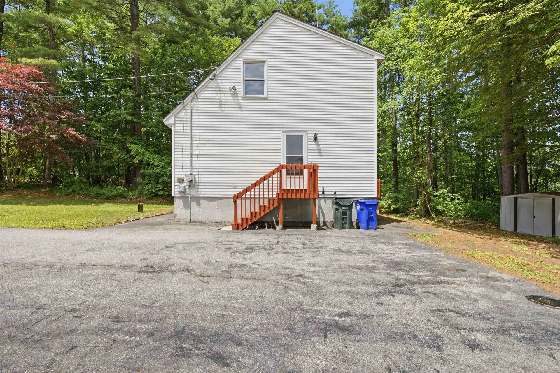 79 Lynchville Park Road Goffstown NH 03045