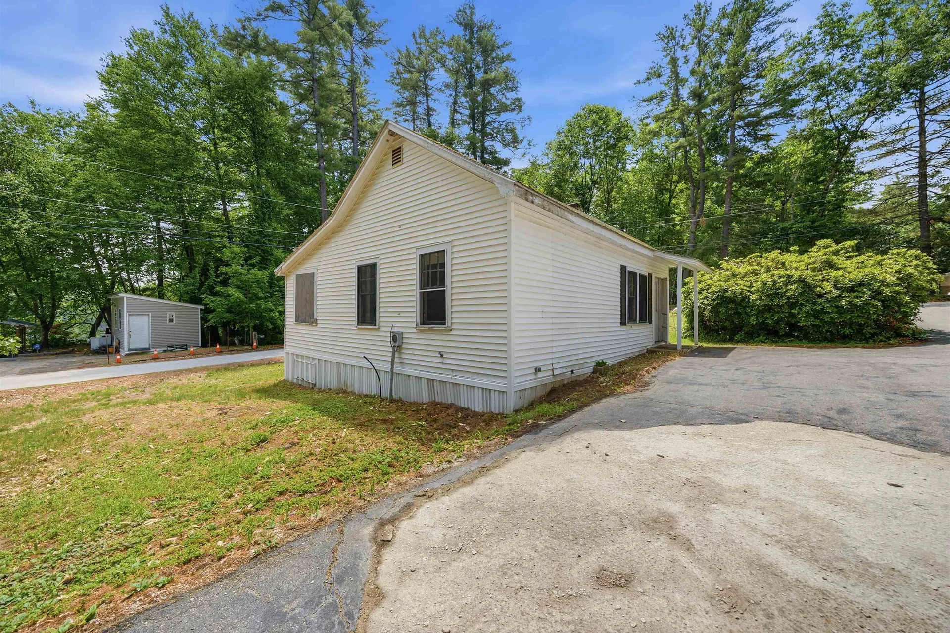79 Lynchville Park Road Goffstown NH 03045