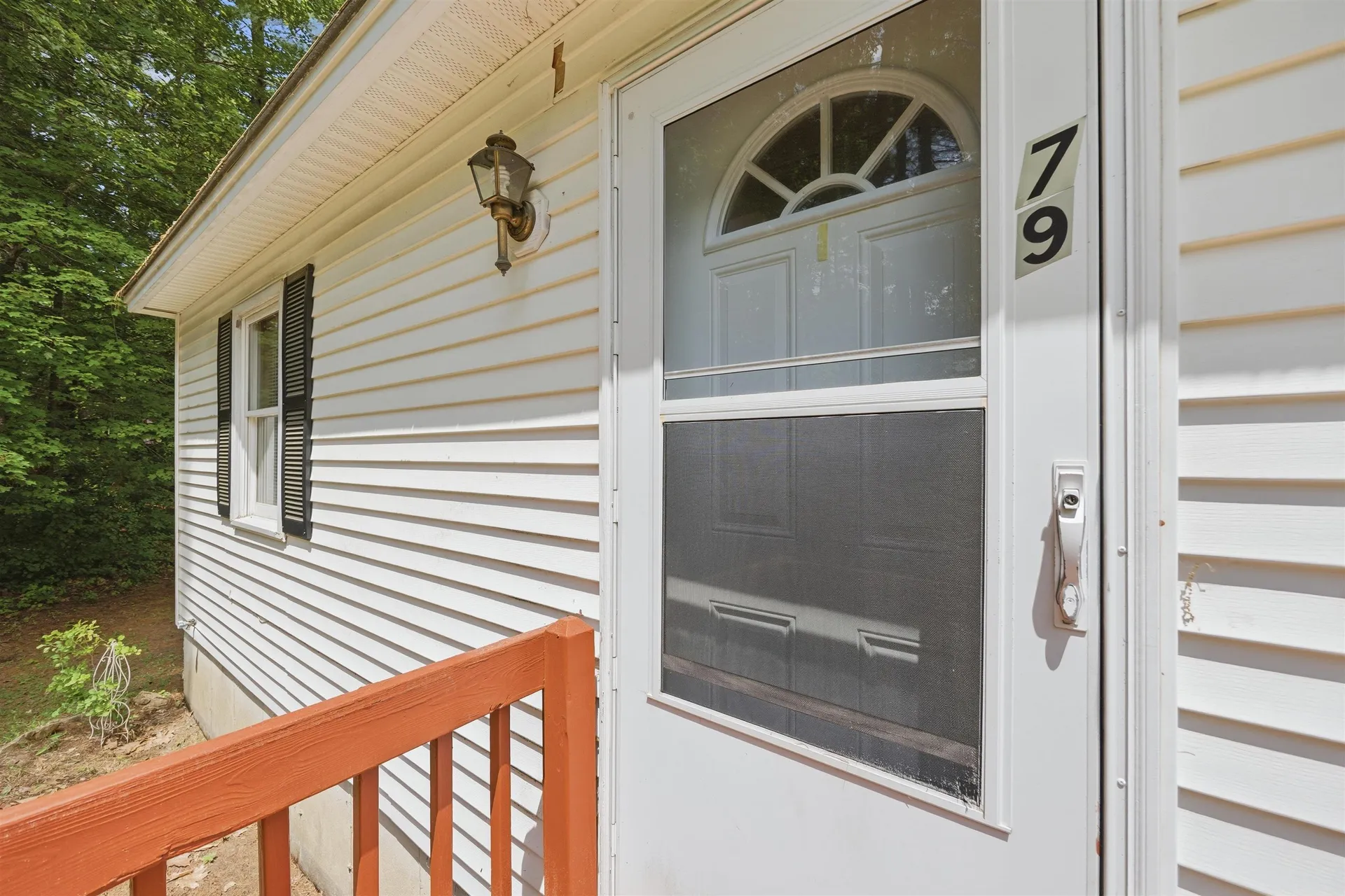 79 Lynchville Park Road Goffstown NH 03045