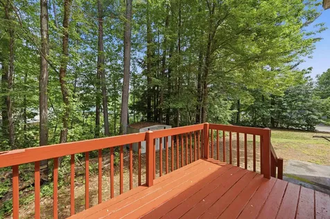 79 Lynchville Park Road Goffstown NH 03045