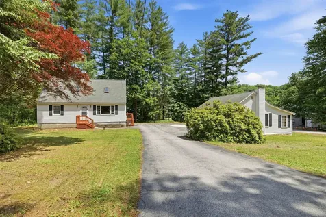 79 Lynchville Park Road Goffstown NH 03045