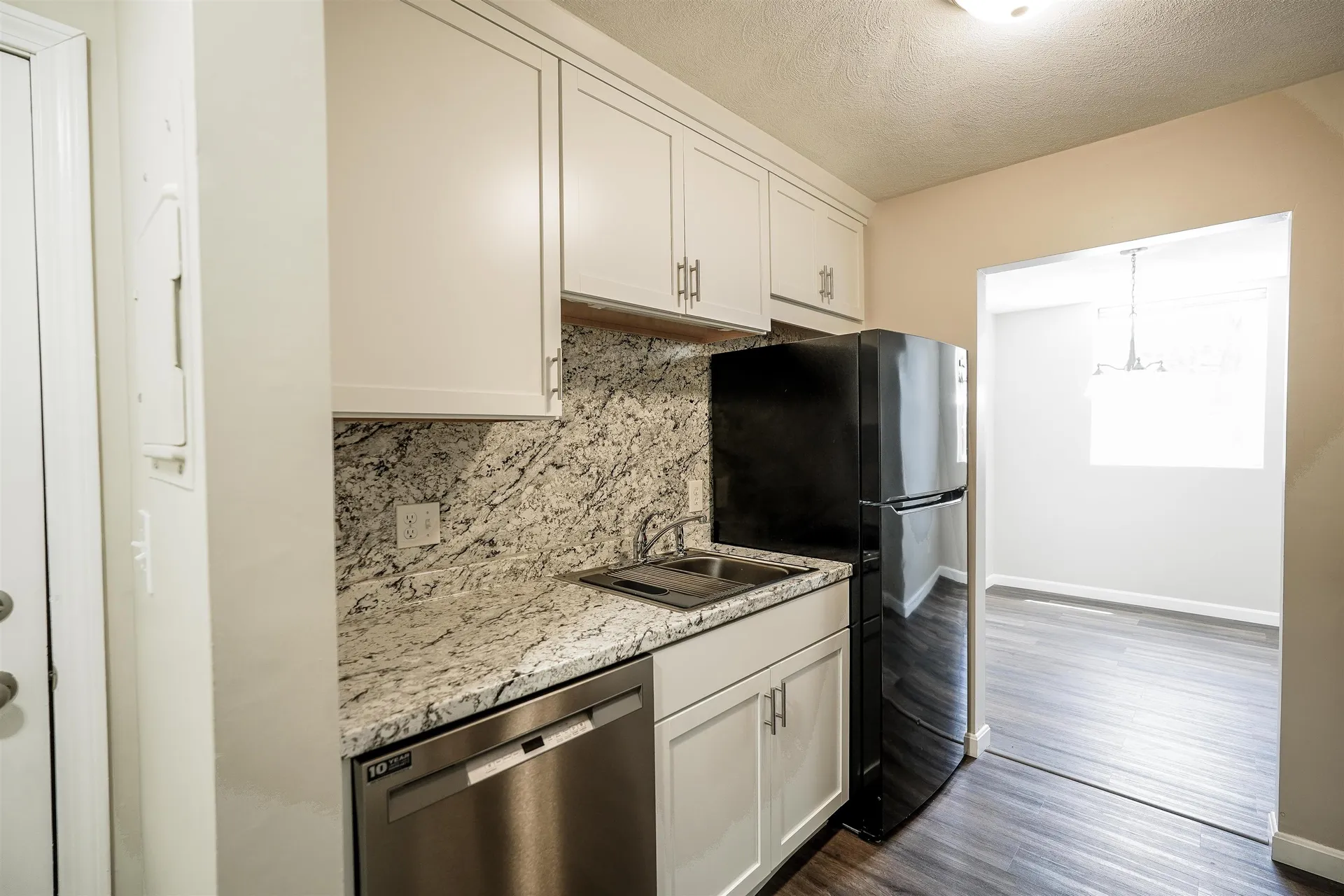7 Louisburg Square Nashua NH 03060