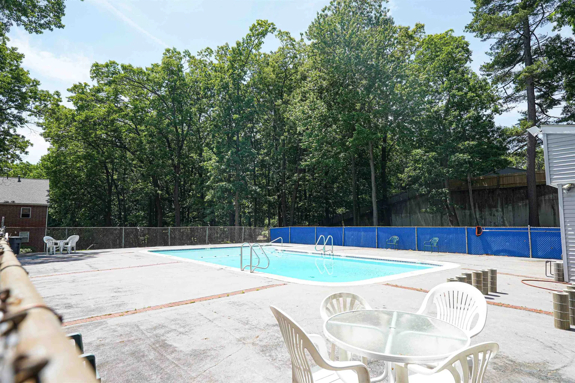 7 Louisburg Square Nashua NH 03060