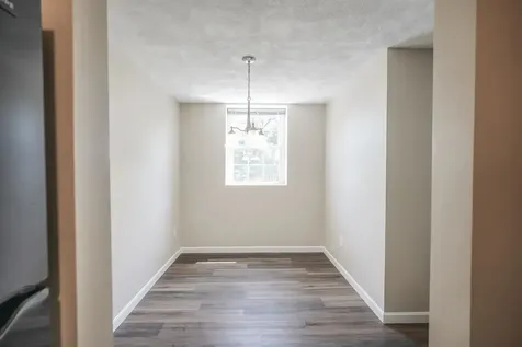 7 Louisburg Square Nashua NH 03060