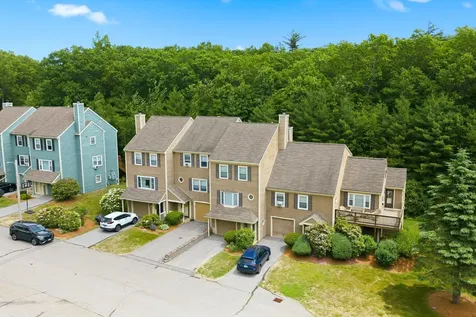 12 Walnut Circle Merrimack NH 03054
