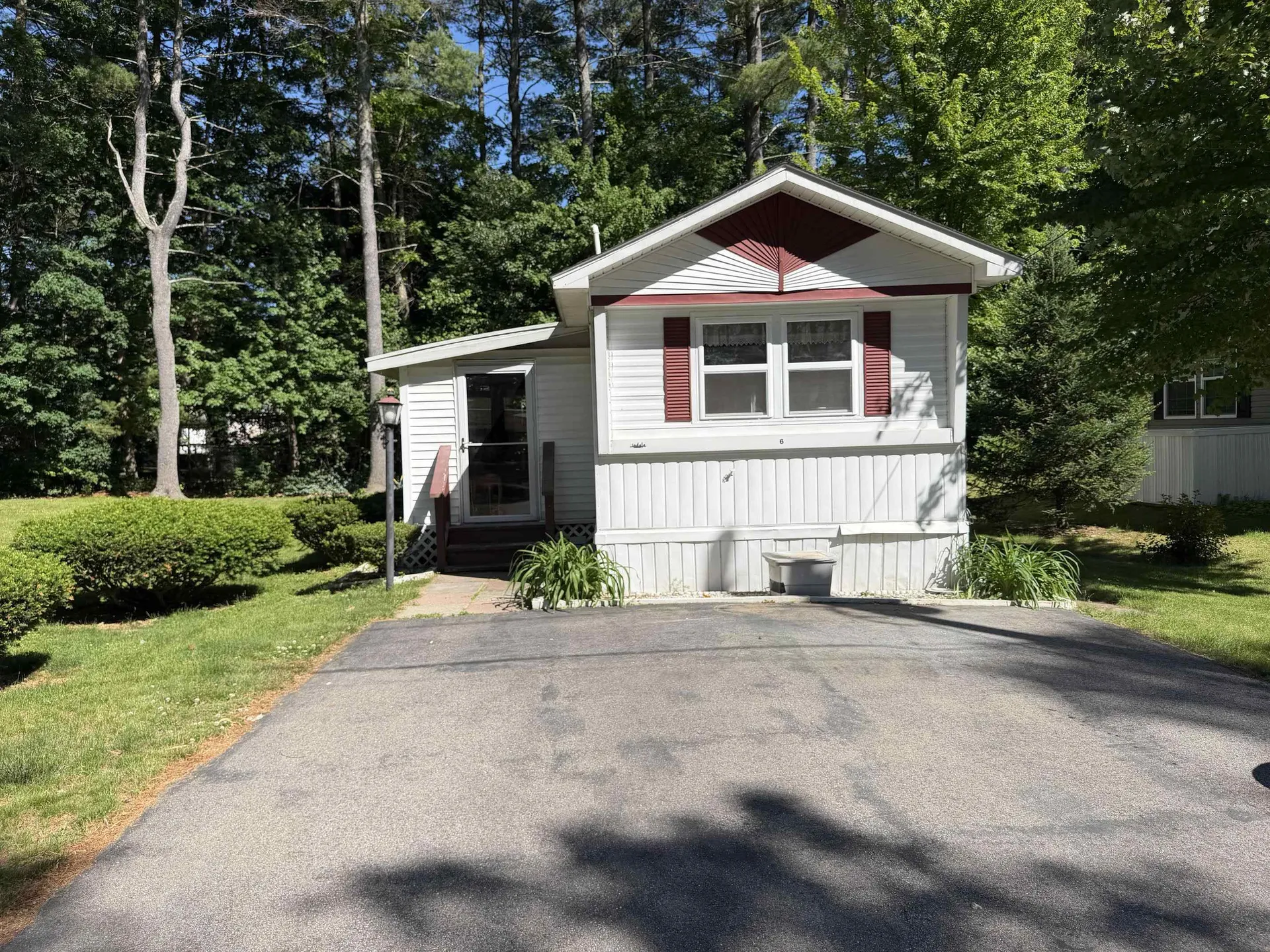 6 Hidden Trail Nashua NH 03062