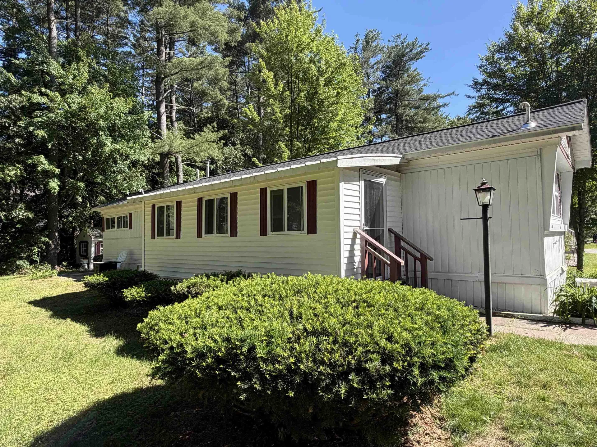 6 Hidden Trail Nashua NH 03062