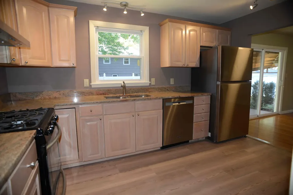 311 Mckinley Road Portsmouth NH 03801