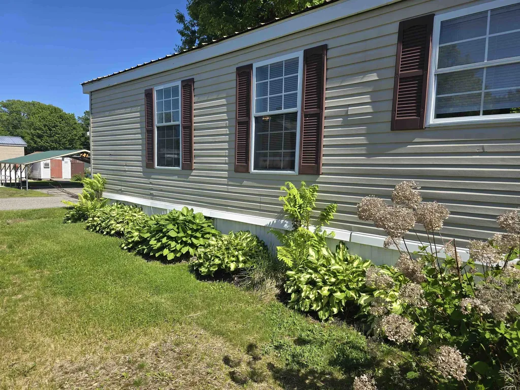 7 Crown Point Drive Charlestown NH 03603